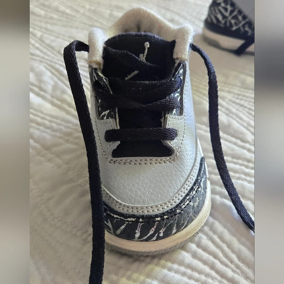 NIKE 2014 Retro Air Jordan 3 Wolf Grey Size 5C - Picture 2 of 6